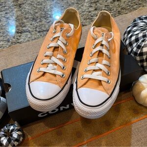 Converse All Star Low Top Canvas Sneakers Orange Women’s size 7